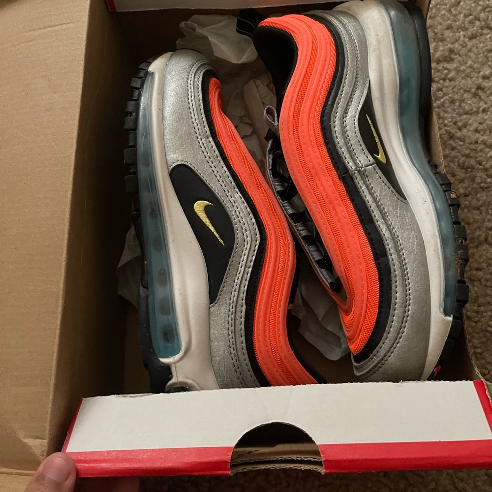 Nike air max size 5